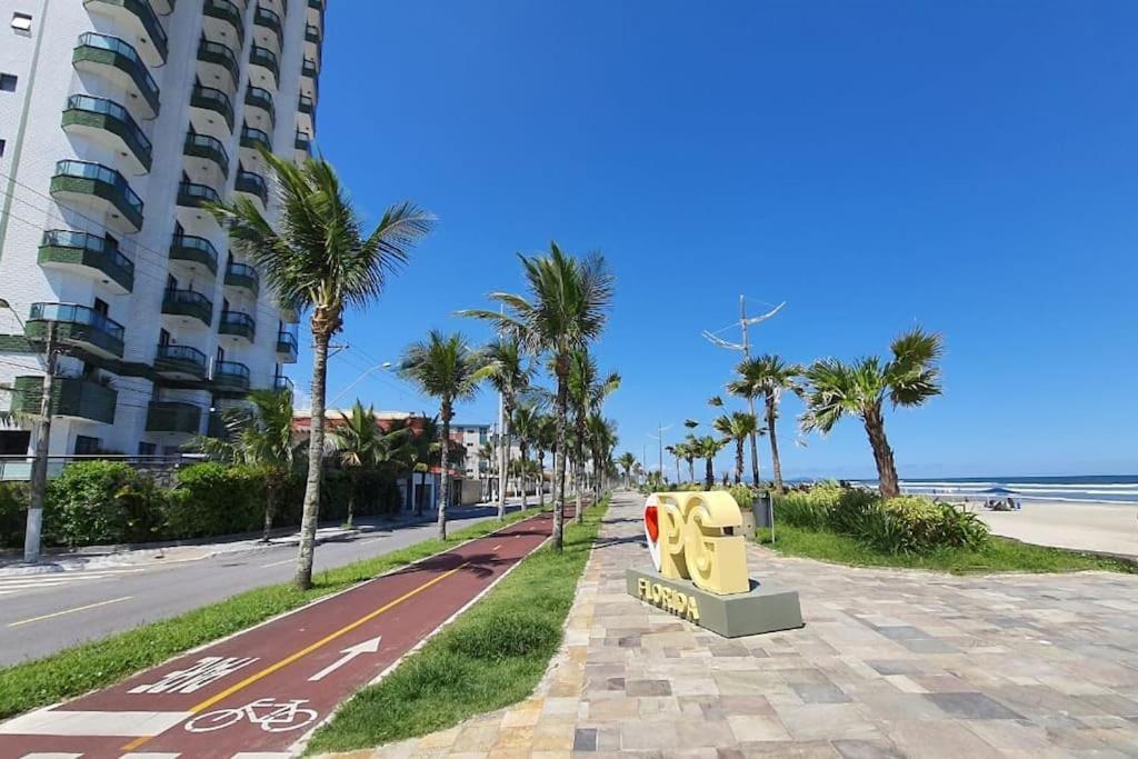 Apartamento Frente Para O Mar 6 Pessoas Com Estacionamento Прая-Гранди Экстерьер фото